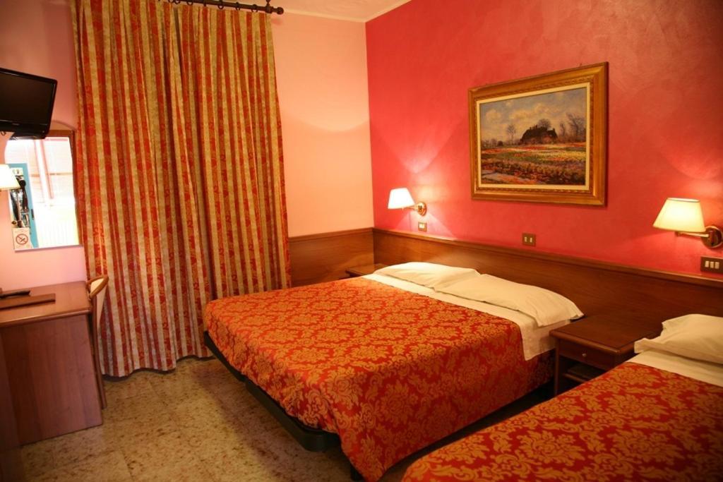 Hotel San Pellegrino Spilamberto Room photo